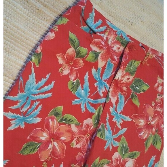Erika Size 8 Sunny Floral Capris - Red Floral Straight Leg - Picture 3 of 5